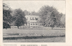 9251 Gezicht op de linkerzijde van het huis Aardenburg (Driebergsestraatweg 1-7) te Doorn uit het noorden.